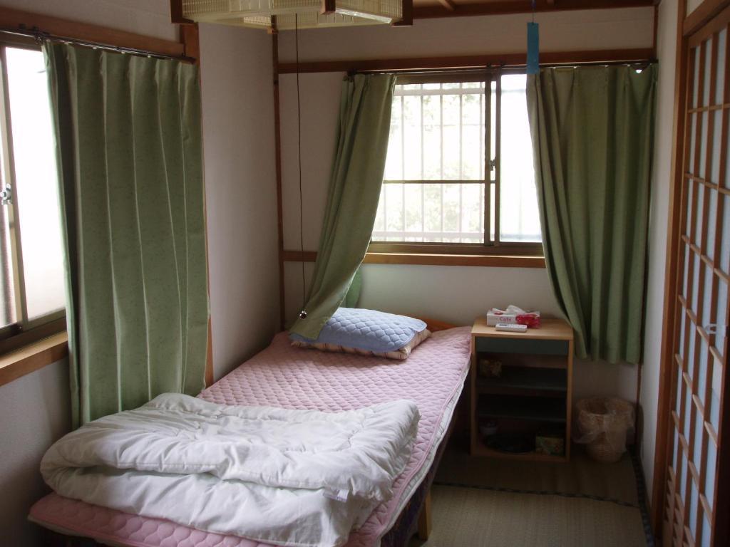 Takama Guest House Hostel Nara Exterior photo