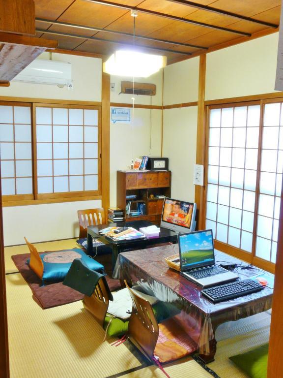 Takama Guest House Hostel Nara Exterior photo